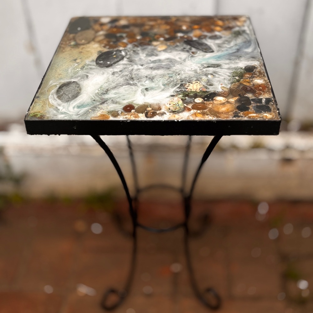 Elegant Wrought Iron and Resin Art Table